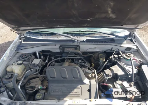 2003 Ford Escape Xlt из США, поврежденный, VIN 1FMYU03193KA78387